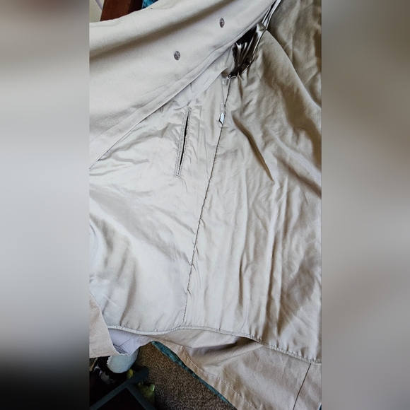 London Fog vintage unisex trench coat, size L - XL - Picture 11 of 15